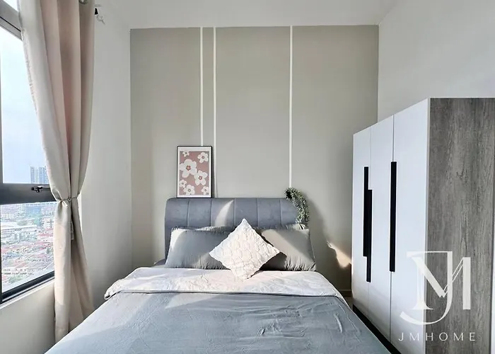 Parkland Batu11 2Br Mrt Free Parking #22