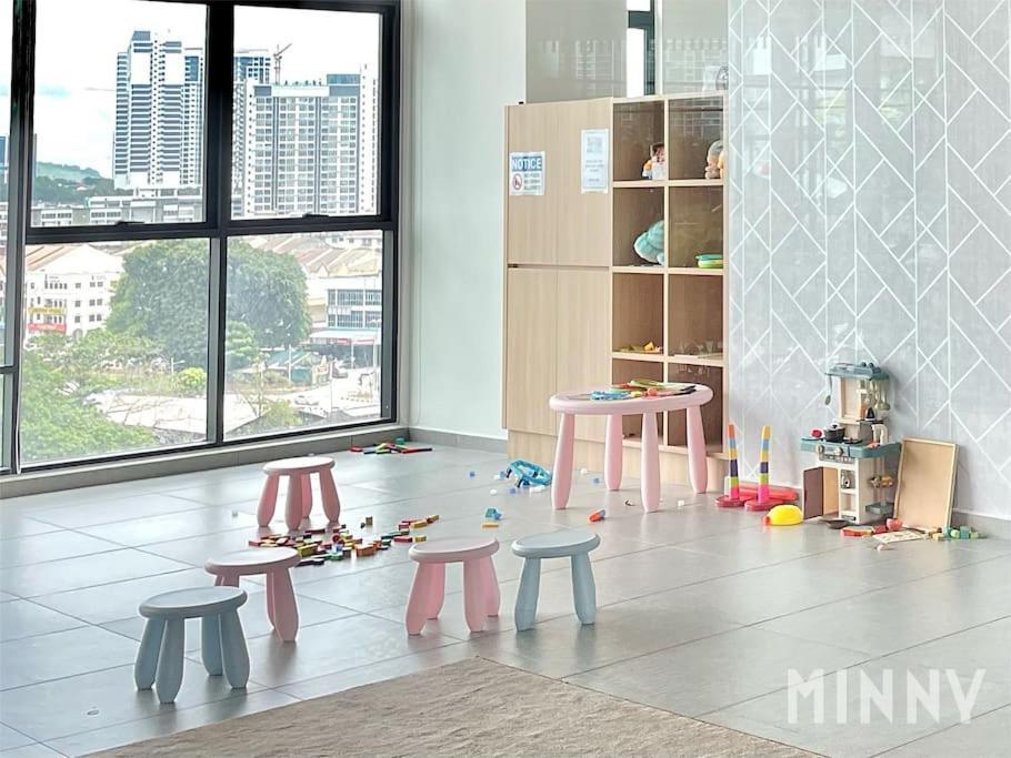 Parkland Batu11 2br Mrt Free Parking #22 Apartment *