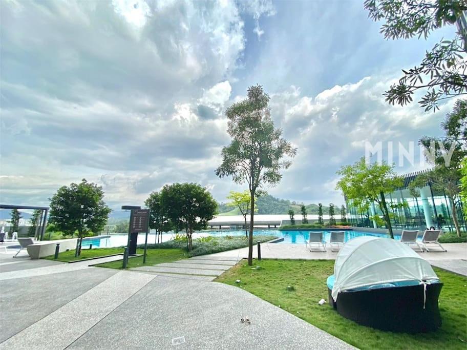Apartment Parkland Batu11 2br Mrt Free Parking #22